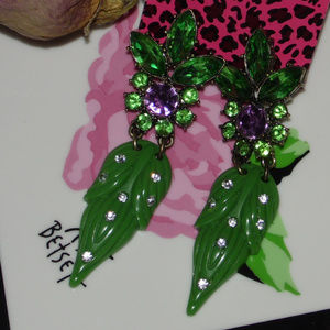 NEW BETSEY JOHNSON FASHION JEWELRY EARRINGS ~PM37